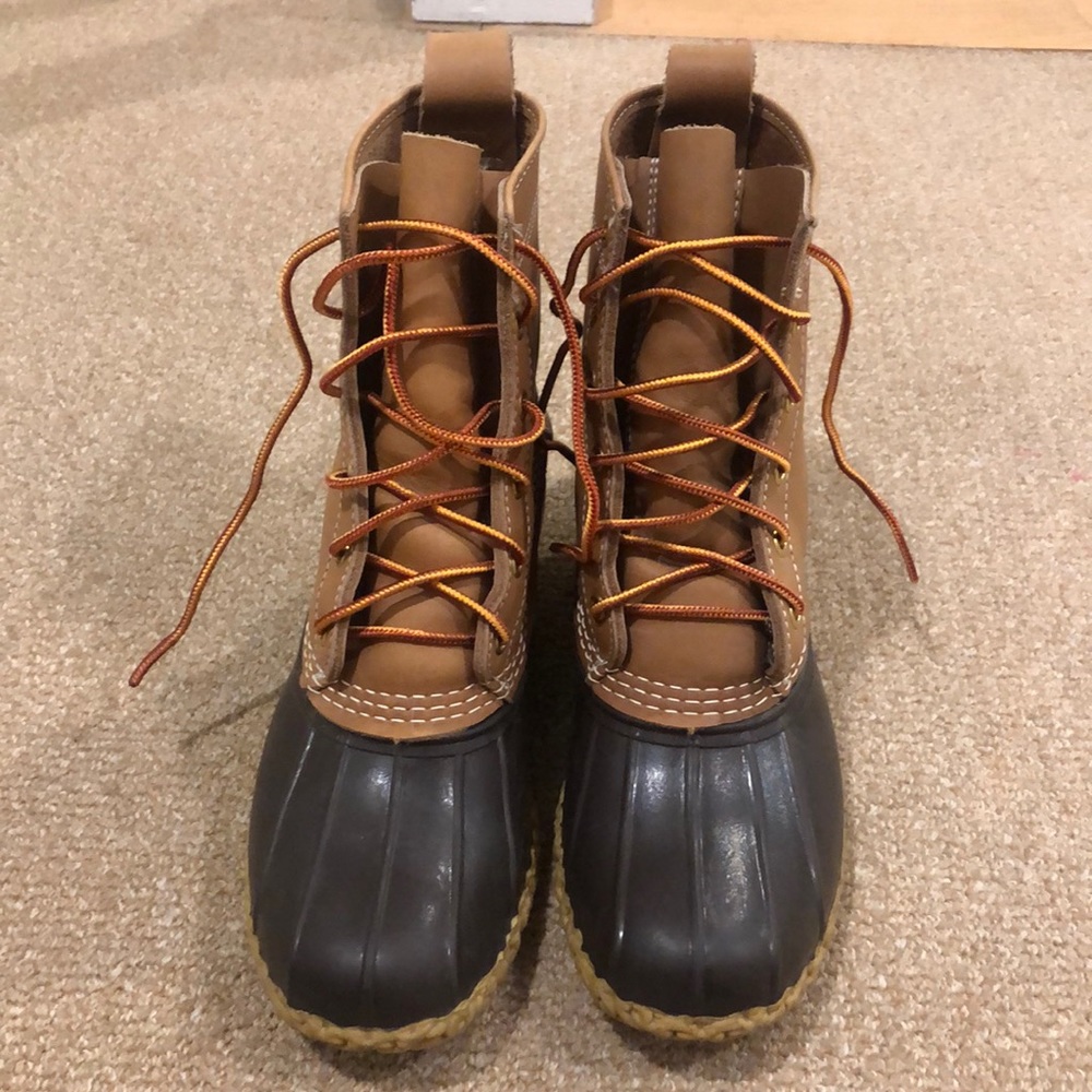LL Bean boots unlined size 7.
